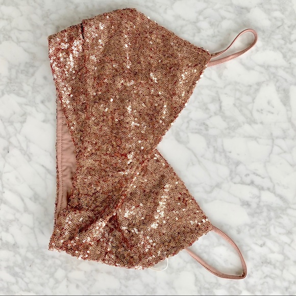 ❗️SALE ❗️Rose Gold Sequin Top - Picture 3 of 4